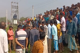রাস্তার ধারে দেহ উদ্ধার