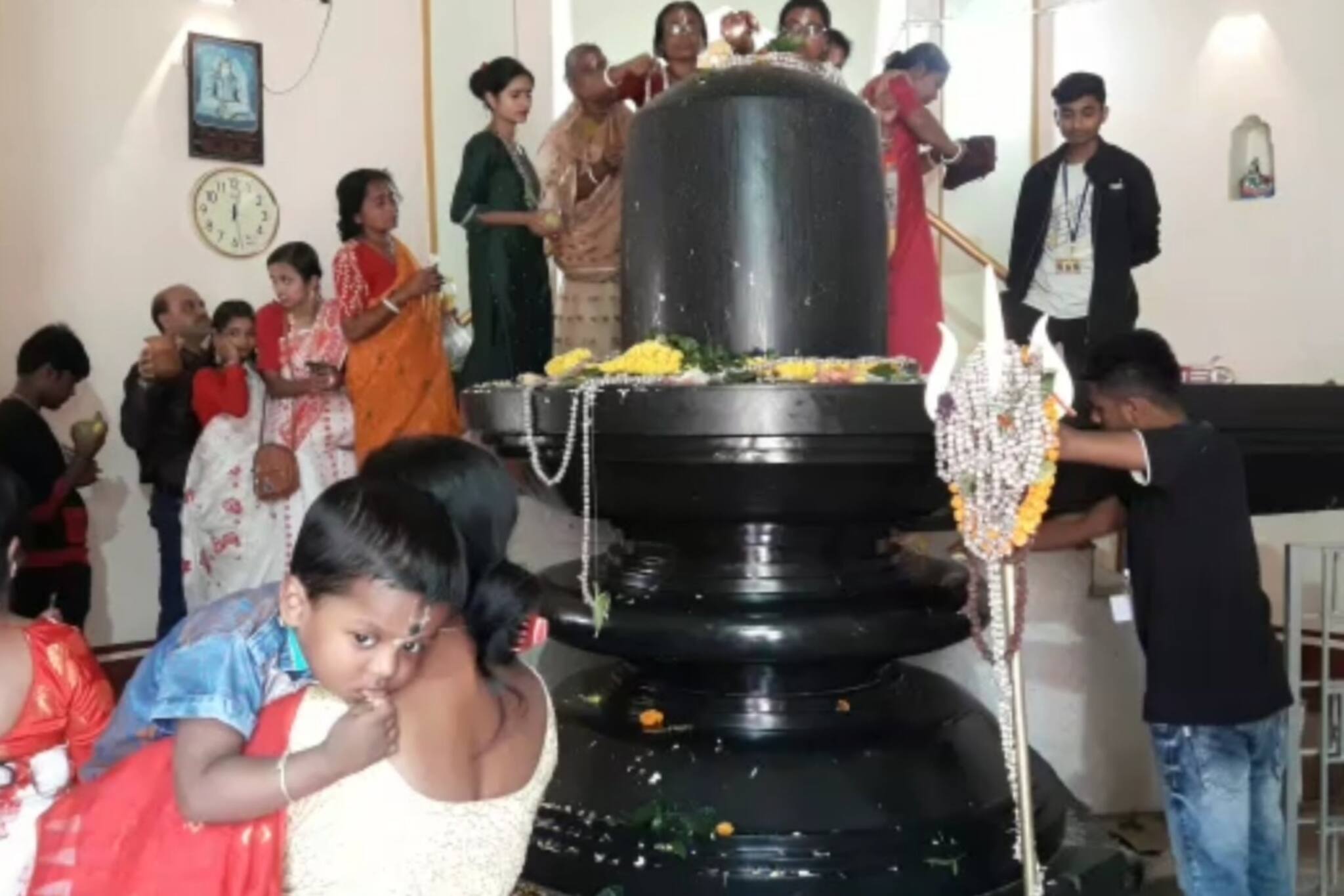 তপ্ত গরমেও নদিয়ায় ভাটা পড়েনি নীলষষ্ঠীর পুজোয়, ভিড় জমেছে বিভিন্ন শিব মন্দিরে