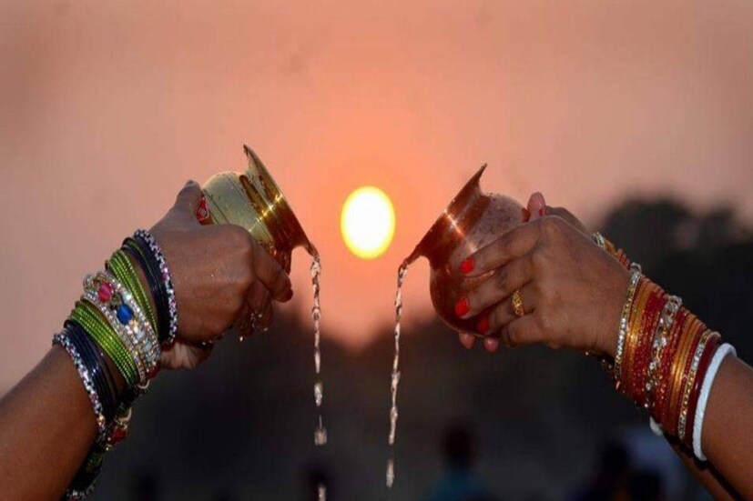 রবিবার মানে রবি বা সূর্যের দিন। জ্যোতিষ মতে সপ্তাহের এই দিনটির অধিপতি স্বয়ং সূর্যদেব।