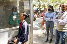 একলাফে ৬০০০! ক্রমশ চওড়া হচ্ছে করোনার থাবা, আজ উচ্চ পর্যায়ের বৈঠকে কেন্দ্র