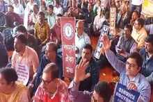 DA ইস্যুতে আলোচনায় কোন তিন শর্ত বেঁধে দিলেন আন্দোলনকারীরা? রইল বড় আপডেট