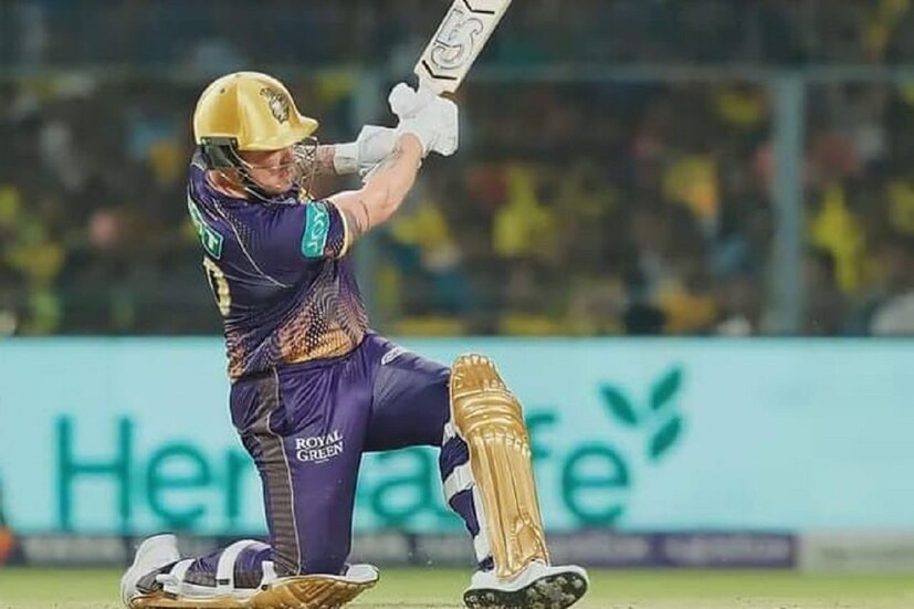 ৩. পুরো মরসুম জুড়ে ওপেনিং জুটি ঠিক করতে না পারা। কোনও দলের সাফল্য অনেকাংশে নির্ভর করে তাদের ওপেনিং জুটির সাফল্যের উপর। গোটা মরসুমে মোট ৮টি নতুন ওপেনিং জুটি খেলিয়েছে কেকেআর। ফলে কেউই সেট হতে পারেনি।