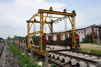 উত্তর পূর্ব সীমান্ত রেল