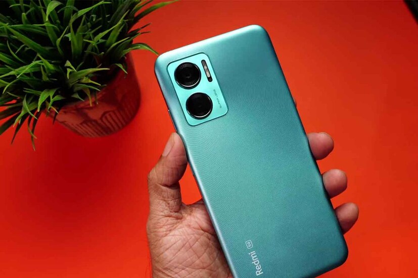 Redmi 11 Prime 5G -  এই Redmi স্মার্টফোনটিতে একটি ৬.৫৮ ইঞ্চি IPS LCD ডিসপ্লে রয়েছে, যাতে Octa Core Mediatek MT6833 Dimensity ৭০০ (৭nm) প্রসেসর দেওয়া হয়েছে। এই স্মার্টফোনটি Android ১২-এর উপর ভিত্তি করে MIUI ১৩-এ কাজ করে। 