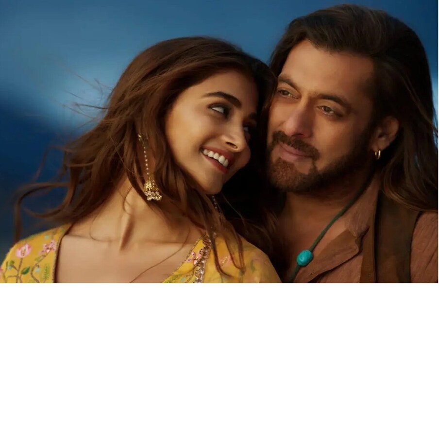  বারবার হুমকি ফোন আসছে তাঁর নামে। তবে এসবের মাঝেই ‘কিসি কা ভাই কিসি জান’-এর প্রচার সারছেন সলমন খান। আর এবার ভাইজান আসছেন কলকাতায়।