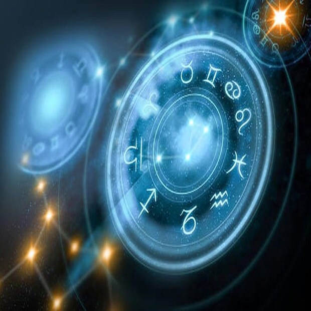 Shani Transit Effects On Zodiac: বৃষ রাশির জাতক-জাতিকাদের শনির গোচর কুম্ভ রাশিতে বিরাট খবর দেবে ৷ কেননা কুষ্ঠির দশম ঘরে শনির ভ্রমণ হচ্ছে ৷ এছাড়াও শশ রাজযোগের নির্মাণও হয়েছে ৷ প্রতীকী ছবি ৷