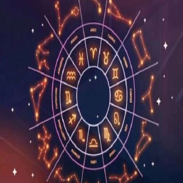 Shani Transit Effects On Zodiac: মিথুন রাশির জাত-জাতিকাদের জন্য শনির রাশি পরিবর্তনের প্রভাব নবম ঘরে শশ মহাপুরুষ রাজযোগ তৈরি হচ্ছে ৷ প্রতীকী ছবি ৷