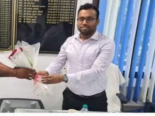 নিজের বিয়ের অনুষ্ঠানের জন্য বিসিসিআইয়ের সঙ্গে ঝামেলায় জড়িয়েছিলেন এই জেলা শাসক !