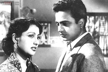 ’৭০-এ বাংলা ছবির মধ্যমেধা, হতাশা সুচিত্রার অভিনয় ছাড়ার কারণ, বলেছিলেন মুনমুন
