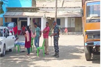 তৃণমূল বিধায়কের বাড়িতে কেন্দ্রীয় বাহিনীর প্রহরা। 