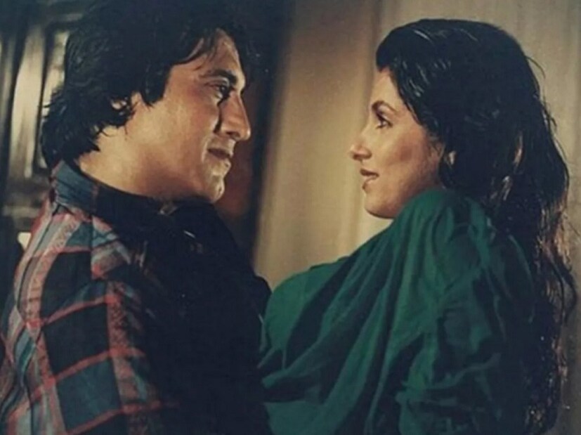 প্রথমে  মুম্বইয়ে তাঁর পরিবার থাকতে শুরু করে। কয়েক বছর পরে পরিবার আবার দিল্লি চলে যায়। দিল্লি পাবলিক স্কুলে পড়াশোনা করেন বিনোদ খান্না। বাবার ইচ্ছে অনুযায়ী কর্মাস নিয়ে পড়াশুনো করেন তিনি। সে সময় থেকেই কলেজ থিয়েটারে যোগ দেন তিনি। সেই কলেজ থিয়েটার করতে গিয়েই প্রথম স্ত্রী গীতাঞ্জলি তলেয়ারখানের সঙ্গে পরিচয় ও প্রেম। photo source collected  