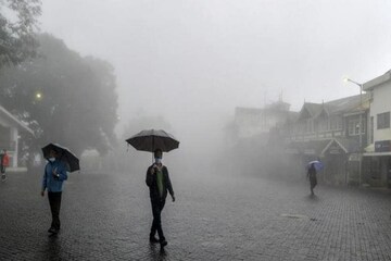 আর কিছুক্ষণের মধ্যেই বজ্রবিদ্যুৎ-সহ শিলাবৃষ্টি দার্জিলিং, কালিম্পং, শিলিগুড়িতে আর কিছুক্ষণের মধ্যেই বজ্রবিদ্যুৎ-সহ শিলাবৃষ্টি দার্জিলিং, কালিম্পং, শিলিগুড়িতে