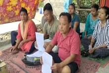 অতিরিক্ত রোজগারের আশায় দোকান খুলে বরখাস্ত হলেন চা শ্রমিক!