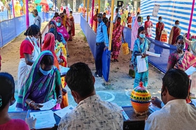 লক্ষ্মীর ভাণ্ডার নিয়ে বড় খবর