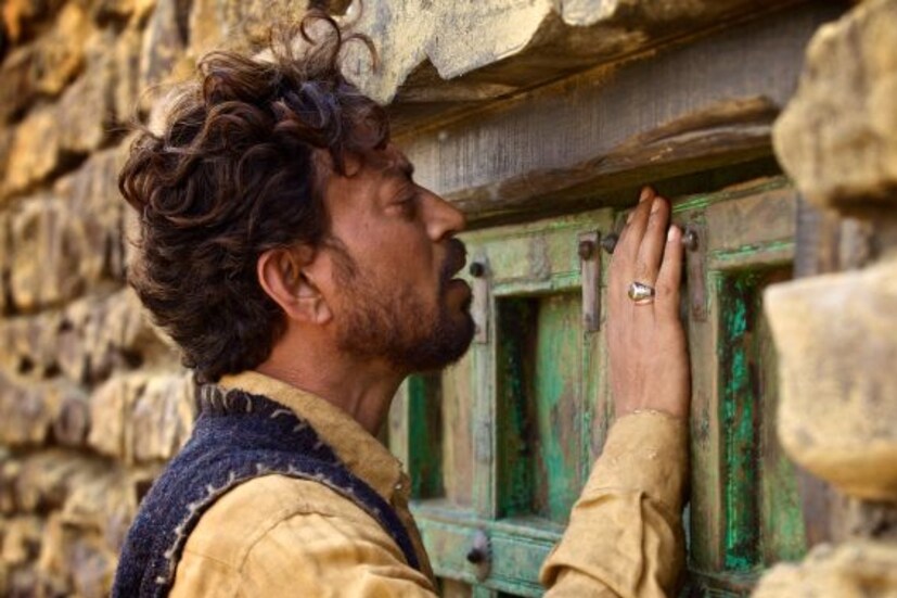 ২০২০ সালের আজকের দিন। হাজার হাজার মানুষের বড্ড ঘনিষ্ঠ কেউ যেন হঠাৎ নেই হয়ে যান৷ তিনি ইরফান খান। তাঁর হাসি, তাঁর চোখের ভাষায় আজও কথা বলে, প্রেমে পড়ে মানুষ।