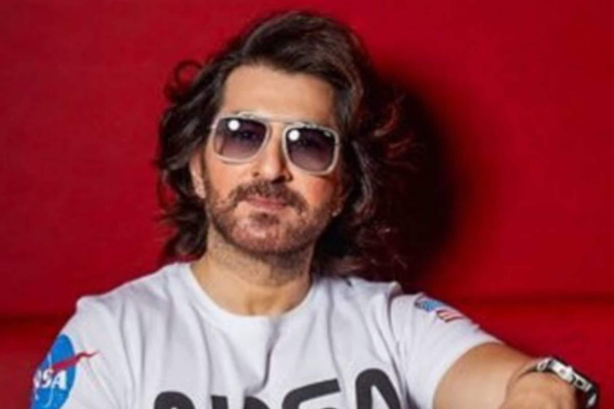 তাঁকে ঘিরে বিতর্কের বড় অভাব! 'চেঙ্গিজ' মুক্তির আগেই নিজেকে কী তকমা দিলেন জি‍ৎ