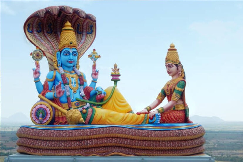 *দানে এই বৈশাখ মাসে বিমুখ হওয়া উচিত নয়। অসহায়কে সাহায্য করলে শ্রীবিষ্ণুর আশীর্বাদে আমাদের জীবন থেকেও সব সমস্যা দূর হয়। সংগৃহীত ছবি। 