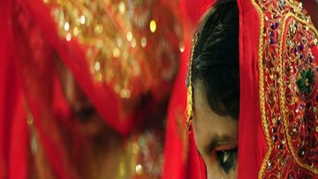 নাবালিক