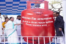 মুখ্যমন্ত্রীর ধরনা কর্মসূচির পরেই কেন্দ্রের টাকা রাজ্যকে