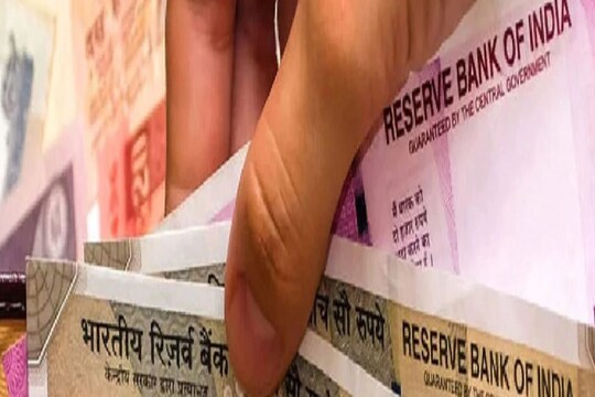 Money Mantra: ১ মে হাতে টাকা আসবে? না জলের মতো খরচ হবে? নিজের রাশি মিলিয়ে জানুন বিশদে!