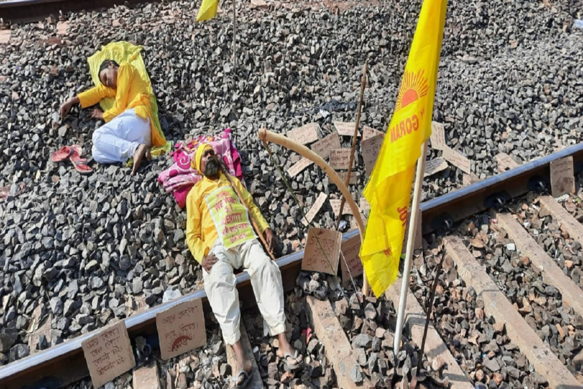 কুড়মি সমাজের রেল অবরোধ, বাতিল-ঘুরপথে বহু ট্রেন! চার জেলায় চরম ভোগান্তি