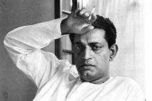 ঘি-চিনি দিয়ে মুড়ি, পাঁঠা! সত্যজিৎ রায়ের পছন্দের তালিকায় আর কোন খাবার ছিল জানেন!
