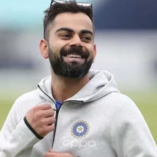 বিরাট কোহলি সম্প্রতি জানিয়েছেন, তিনি তাঁর গ্যারাজের বেশিরভাগ গাড়ি বিক্রি করে দিয়েছেন। তিনি উপলব্ধি করেছেন, গ্যারাজের বেশিরভাগ গাড়ি তিনি চড়েন না। খামোখা সেগুলিকে রেখে দিয়ে কোনও লাভ নেই। বয়স বাড়ার সঙ্গে সঙ্গে তিনি বুঝেছেন, প্রয়োজনের থেকে বেশি কিছুর দরকার নেই।