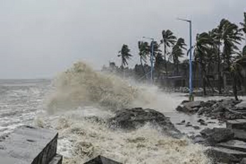 অন্যদিকে মৌসম ভবনের পক্ষ থেকে জানানো হয়েছে ৬ মে, ২০২৩ ৷ দক্ষিণ বঙ্গোপসাগরে ঘূর্ণিঝড় তৈরির সম্ভাবনা সৃষ্টি হয়েছে ৷ প্রতীকী ছবি ৷