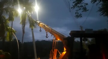 বসছে