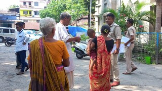 ৪ বাংলাদেশি অনুপ্রবেশকারী কে গ্রেফতার করল বিএসএফ ৪ বাংলাদেশি অনুপ্রবেশকারী কে গ্রেফতার করল বিএসএফ