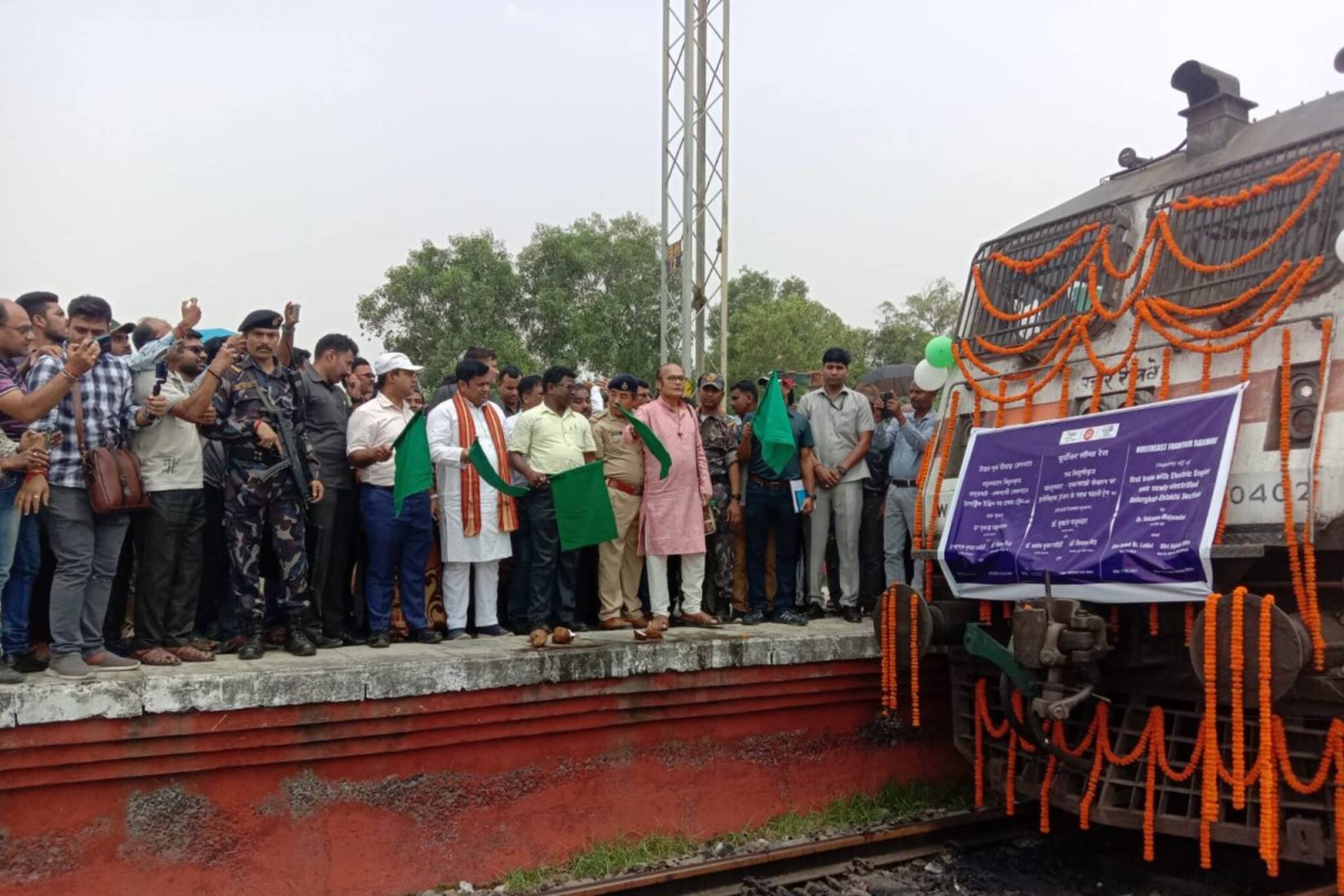 প্রতীক্ষার অবসান! সকলের মুখে হাসি, অবশেষে মিলল ট্রেন পরিষেবা