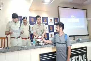 এবার পুলিশের নতুন পরিষেবা খুঁজে দেবে ফোন
