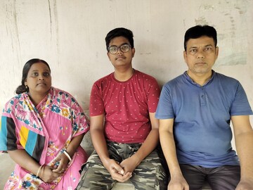 সৌভিকের