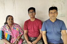 বাবা দরিদ্র মুদি দোকানদার, নিত্য অনটনের মধ্যেও মাধ্যমিকে ৬৫৬ পেয়ে তাক লাগাল ছেলে