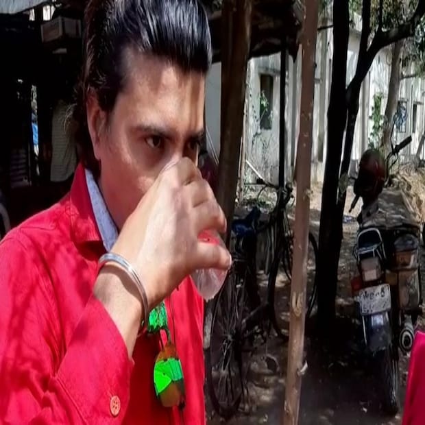 আংশিক মেঘলা আকাশ কোথাও কোথাও দেখা গেলেও বৃষ্টিপাত হবে না। পশ্চিমাঞ্চলের জেলাগুলিতে হু হু করে বাড়বে তাপমাত্রা। গড়ে ৩ থেকে ৫ ডিগ্রি করে তাপমাত্রা বাড়বে বলে অনুমান করছেন আবহবিদরা।