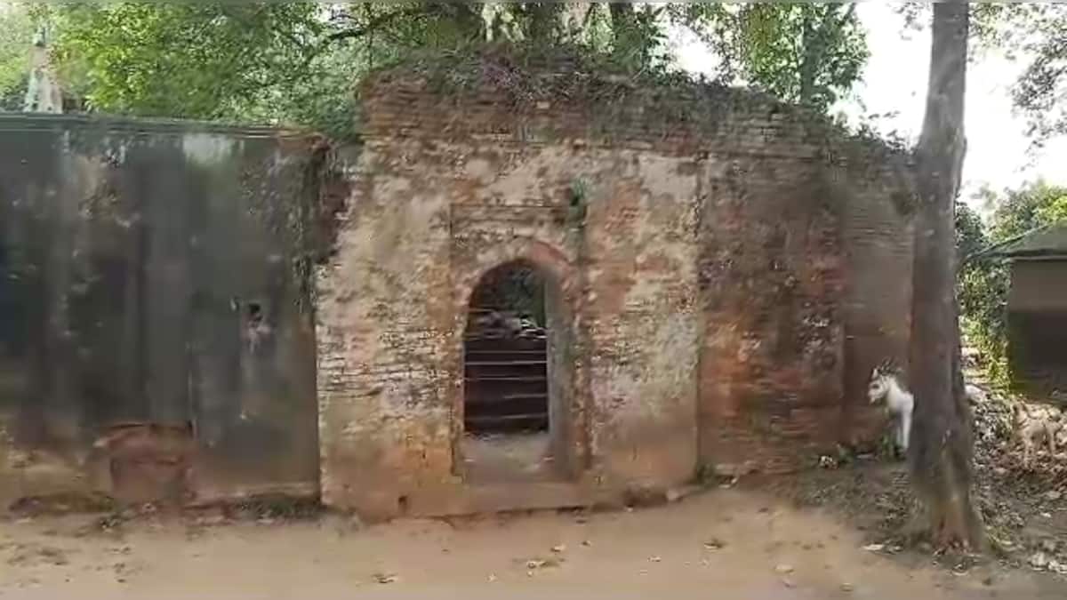ancient cemetery in pirpal village of north dinajpur is the final