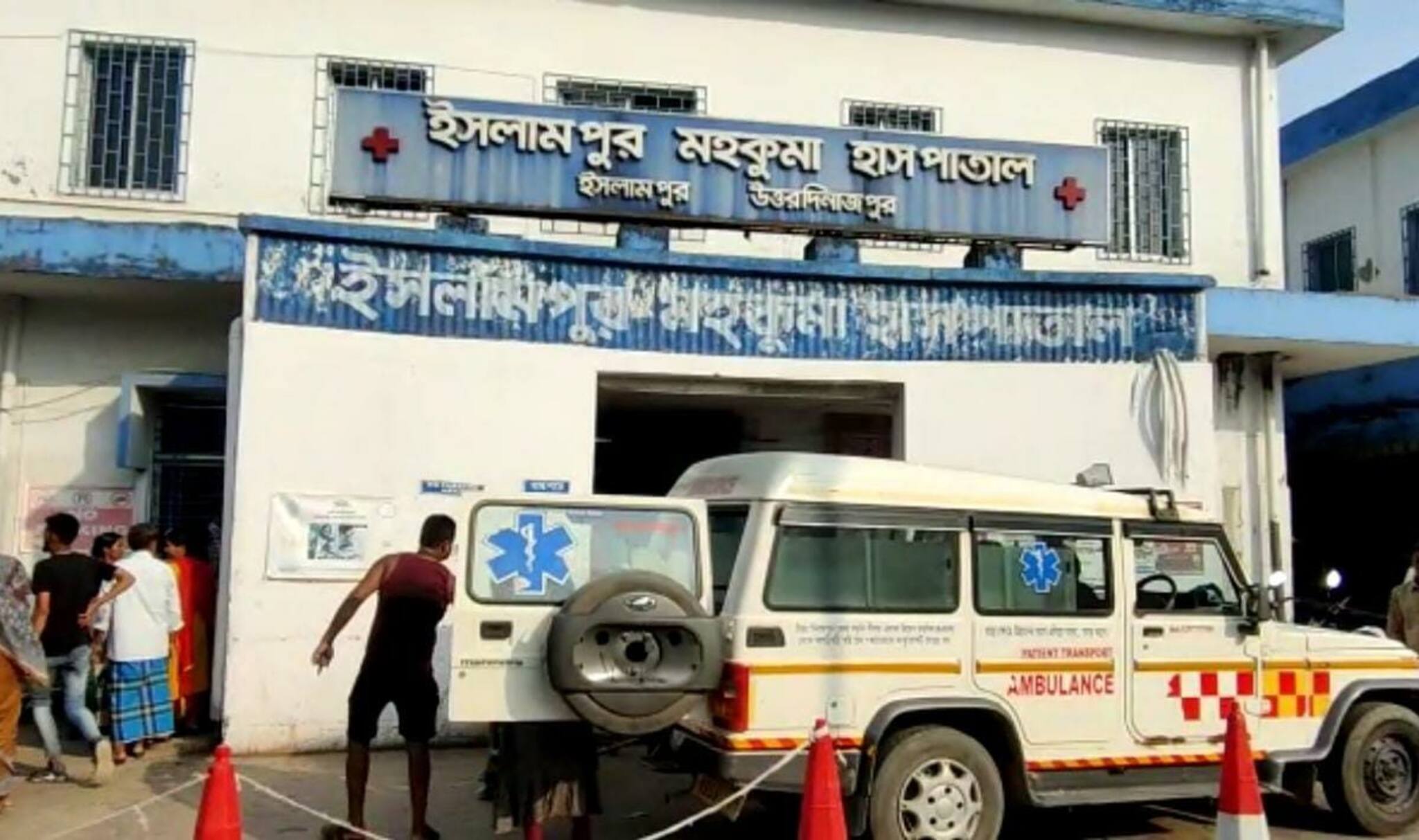 ছেলের বিয়ের কার্ড পকেটে! শুভ কাজে গিয়ে যা ঘটল বাবার সঙ্গে! জানুন