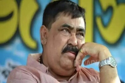 অনুব্রত মণ্ডল