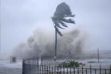 দানবের মতো আছড়ে পড়ল সুপার সাইক্লোন মোকা,২০০ কিমি বেগে চলছে তাণ্ডব,ভয়ঙ্কর অবস্থা