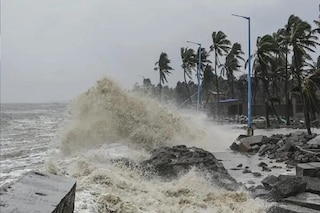 ঘূর্ণিঝড় মোকা। 