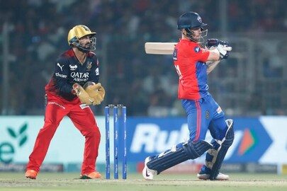 মারকাটারি ইনিংস খেললেন সল্ট