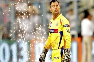 ধোনিকে নিয়ে বোমা 