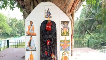 লালবাটিতে