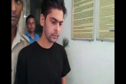 চাকরির নামে লক্ষ লক্ষ টাকা লুট