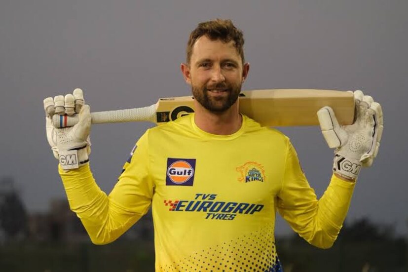 ডেভন কনওয়ে, এবার চেন্নাই দলের সবচেয়ে নির্ভরযোগ্য ব্যাটসম্যান। নিউজিল্যান্ডের এই বাঁহাতি ওপেনার পাওয়ার প্লে দুর্দান্ত কাজে লাগাতে পারেন। কনওয়ে প্রথম ১০ ওভার থেকে গেলে চেন্নাই অনেক এগিয়ে যায়