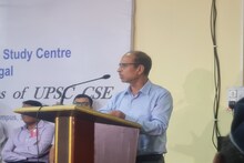 কাজের মান নিয়ে অসন্তোষ? জেলাশাসক-বিডিও-এসডিওদের সতর্ক করলেন মুখ্যসচিব