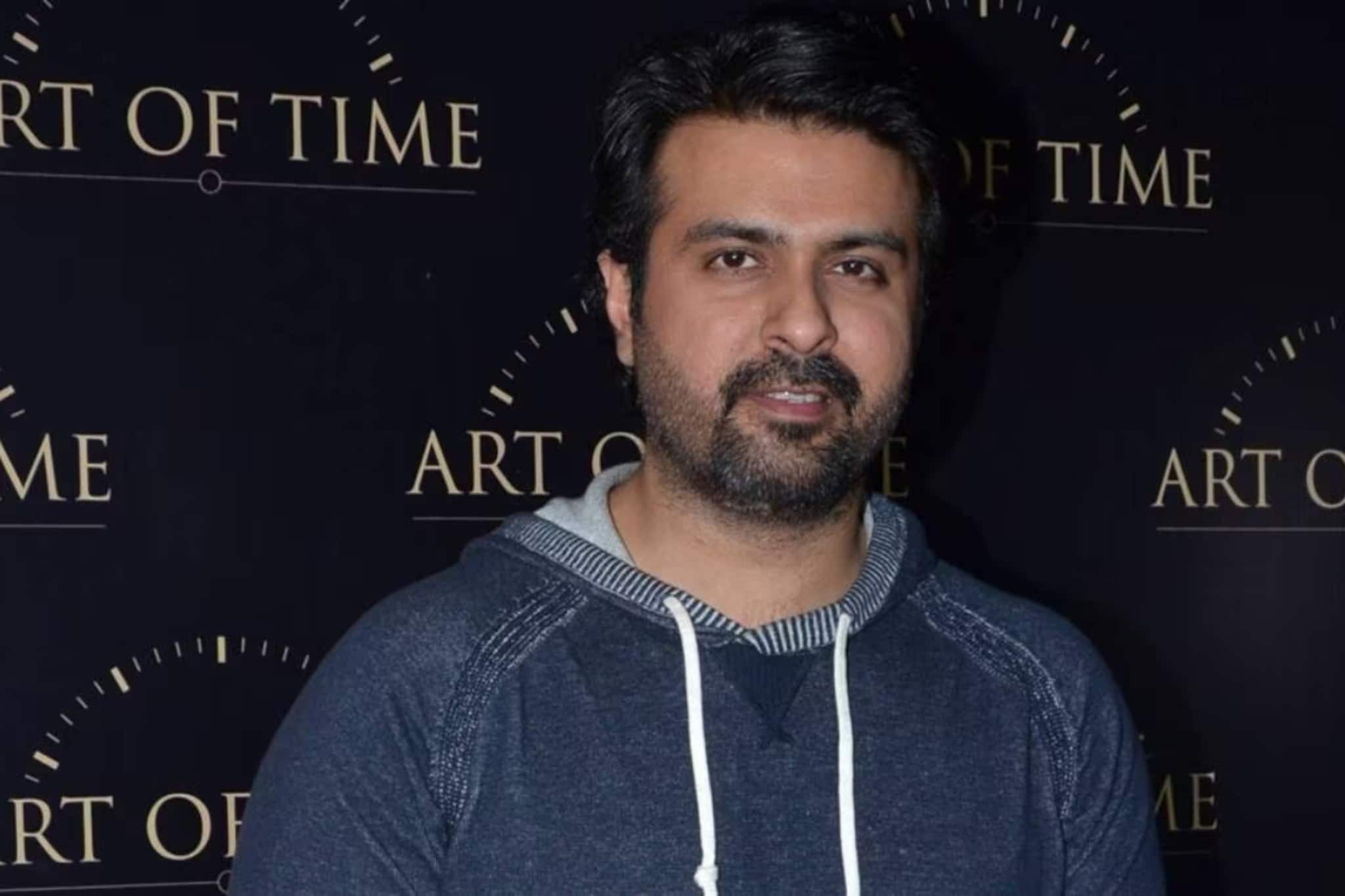 হৃতিকের সঙ্গে মুখের মিল, প্রিয়াঙ্কার সঙ্গে বিচ্ছেদ গুঞ্জন, অকপট হরমন বাওয়েজা