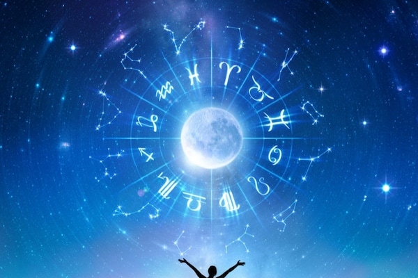 Horoscope Today: রাশিফল ২৪ মে; দেখে নিন কেমন যাবে আজকের দিন