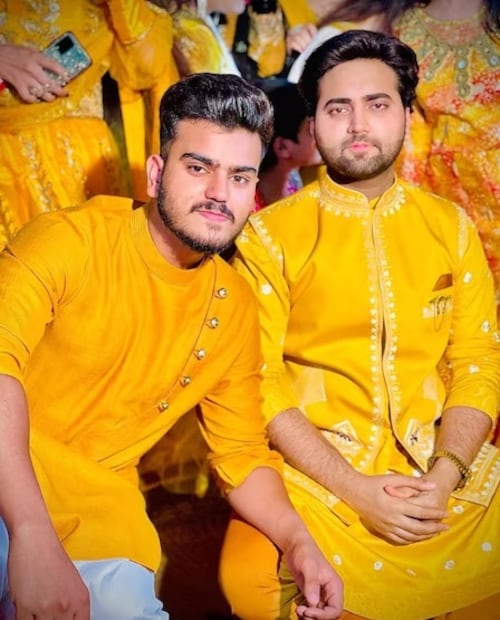 উত্তরপ্রদেশের মুজফফরপুরের একটি প্রভাবশালী অভিজাত পরিবারের সন্তান তিনি। দানিশ জানিয়েছিলেন যে, দেখাশোনা করেই এই বিয়ে। প্রথমে হবু স্ত্রীর ছবি দেখেছেন। তবে তাঁর সঙ্গে সামনাসামনি দেখা করেননি। আসলে বিয়ের আসরেই প্রথম বার দেখতে চেয়েছিলেন জীবনসঙ্গীকে।