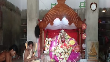 লোকদেবী